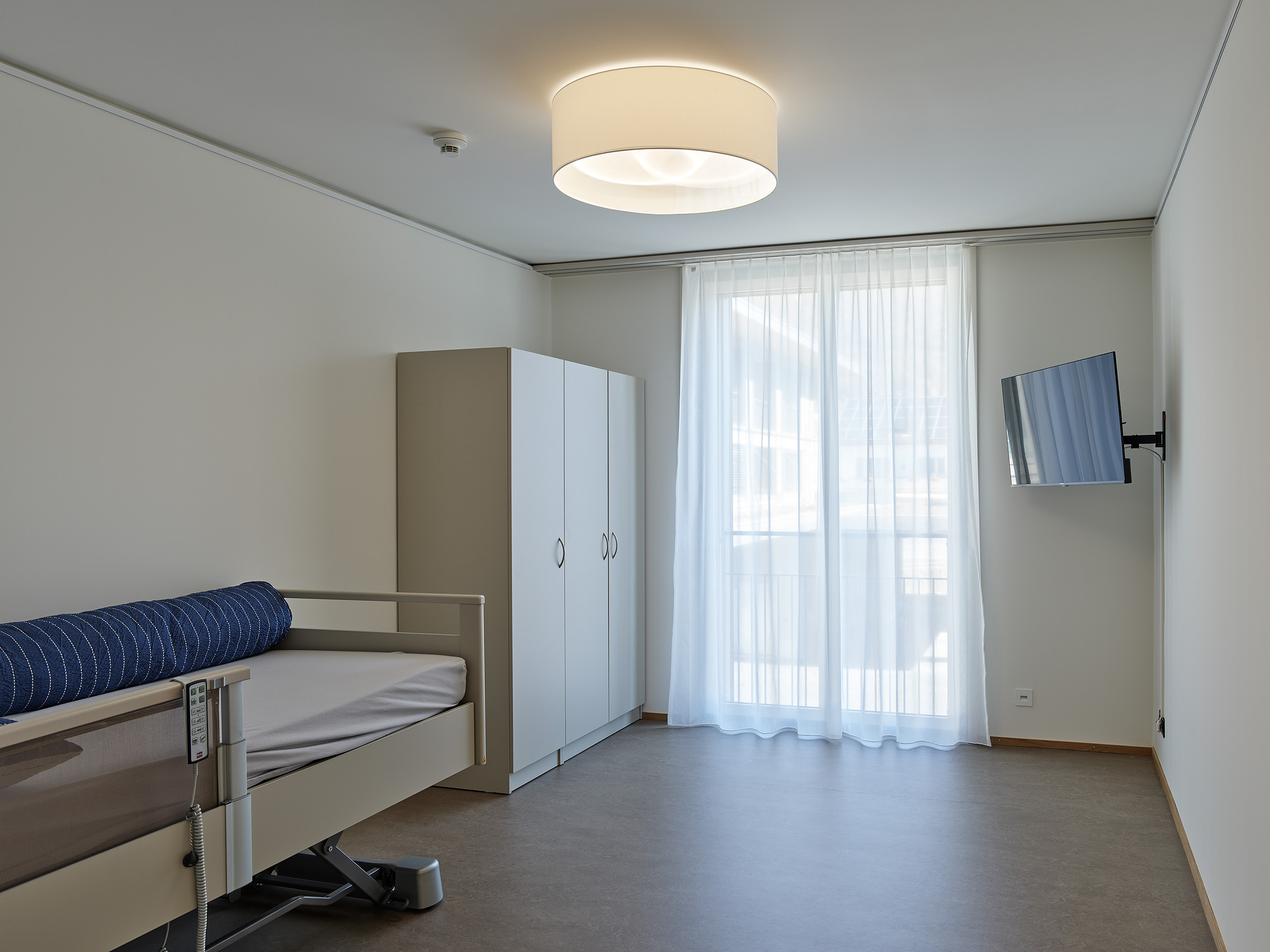 Ahp0068 AIQ4 008662 J2560